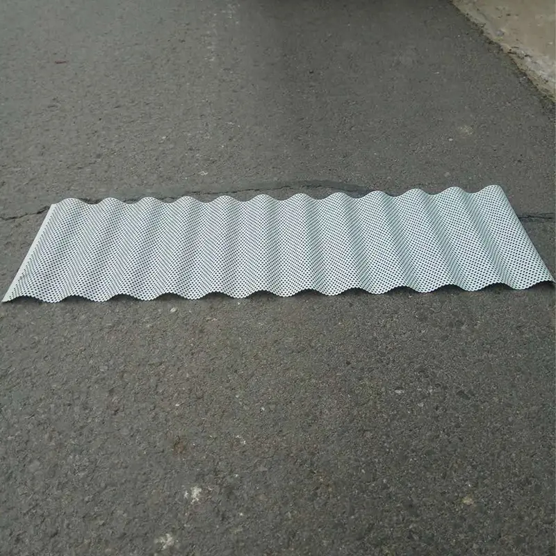 Mga Perforated Profiled Metal Panel